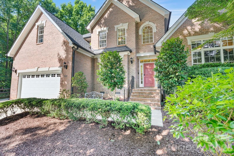 108 Broadview Circle, Mooresville, NC - 4 beds, 2.5 baths, 2,954 sqft - $724,900