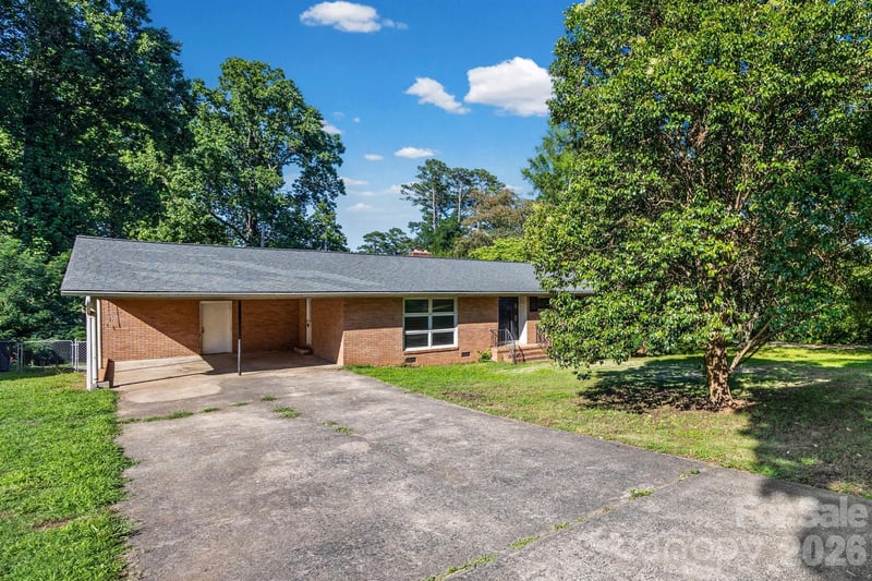 1020 Candlewood Lane, Rock Hill, SC - 3 beds, 2 baths, 1,574 sqft - $279,900