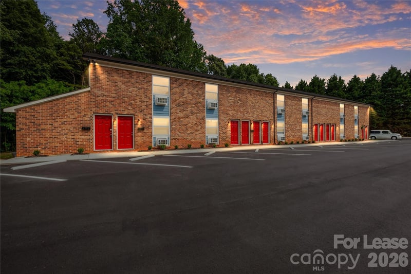 1850 Lowell Bethesda Road Apt 11, Gastonia, NC - 1 bed, 1 bath, 612 sqft - $975