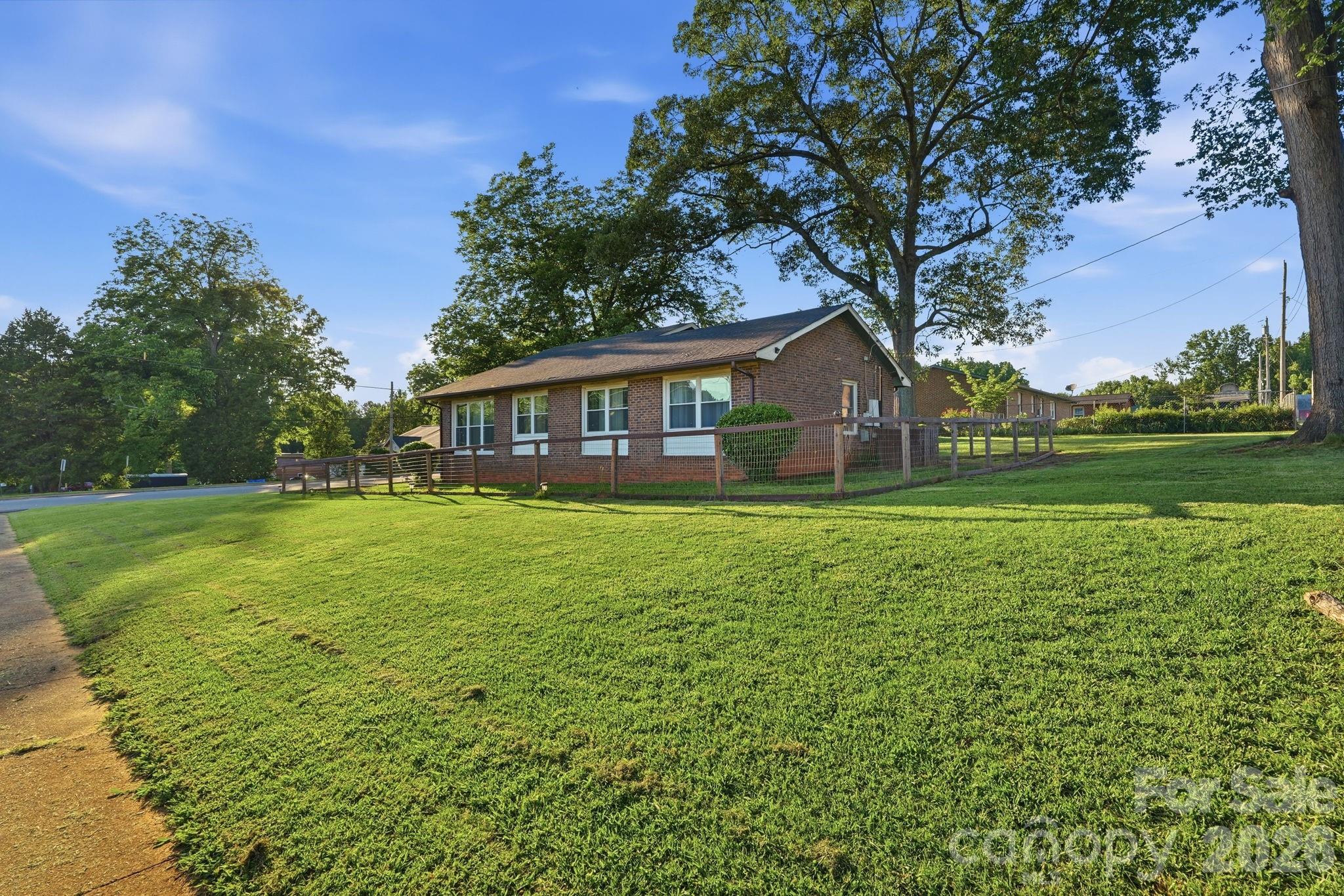 300 N Watterson Street, Kings Mountain, NC. property listing photo