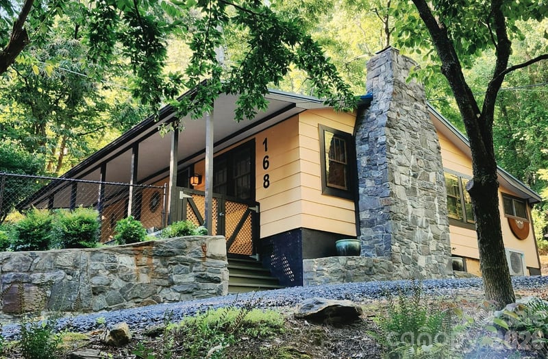 168 Avondale Road, Asheville, NC - 2 beds, 1 bath, 831 sqft - $398,500