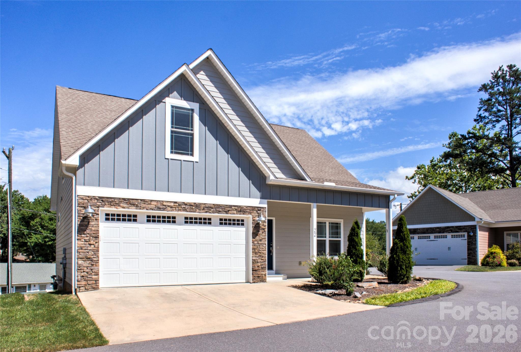 22 Water Pointe Way, Weaverville, NC — property listing photo