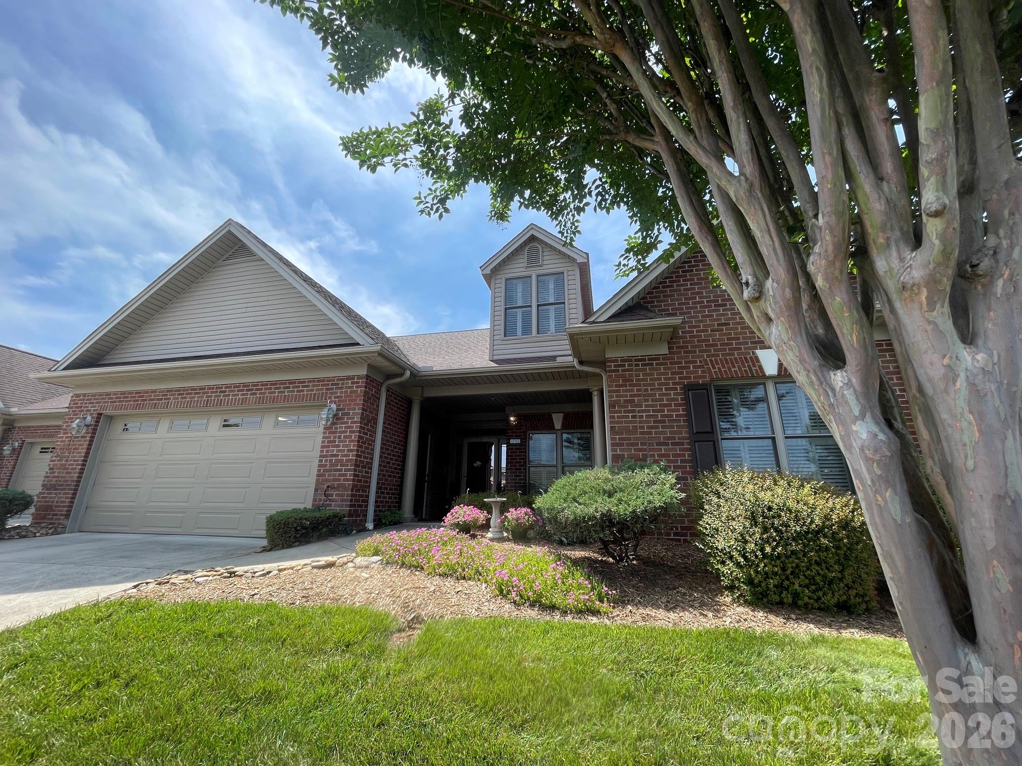 479 26th Avenue NE B, Hickory, NC. property listing photo
