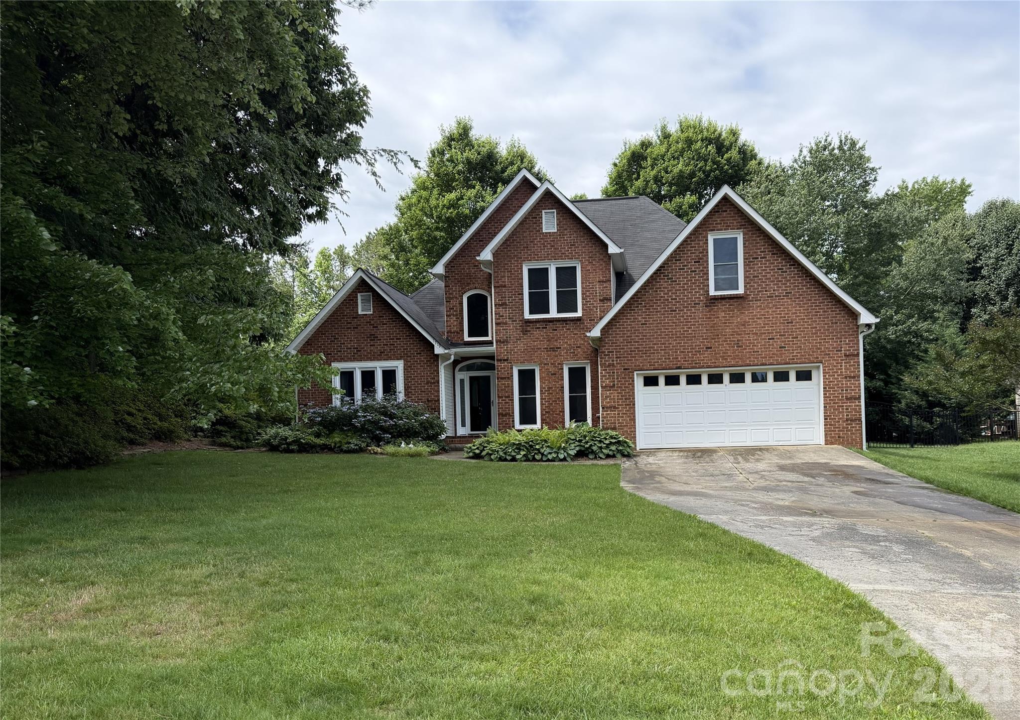 1719 Brandywine, Matthews, NC — property listing photo 1