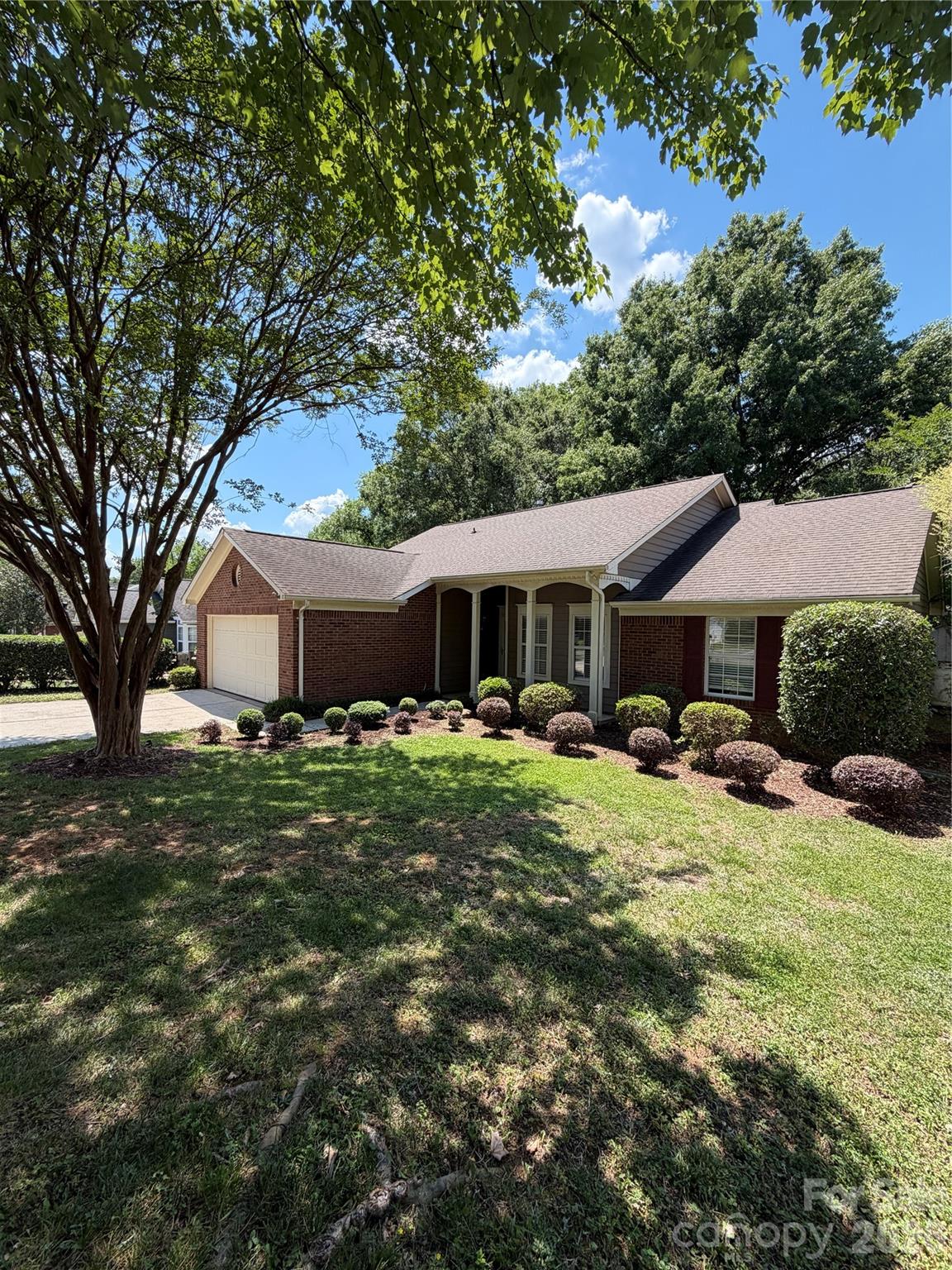 12207 Landing Green Drive, Charlotte, NC. property listing photo