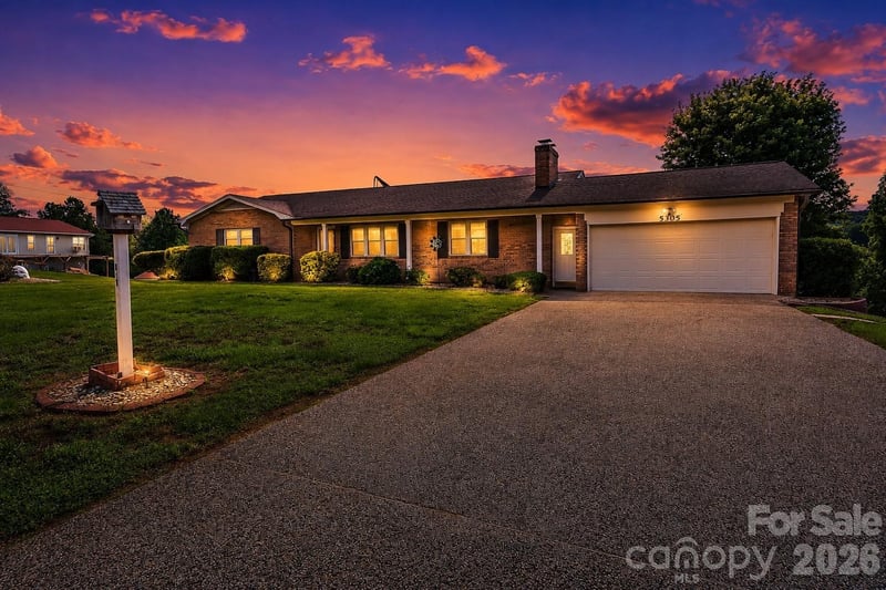 5305 Icard Ridge Road, Hickory, NC - 3 beds, 2 baths, 1,710 sqft - $459,000
