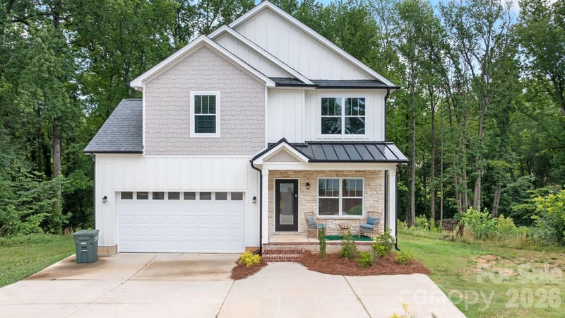 2130 N New Hope Road, Gastonia, NC - 3 beds, 2.5 baths, 1,669 sqft - $324,900