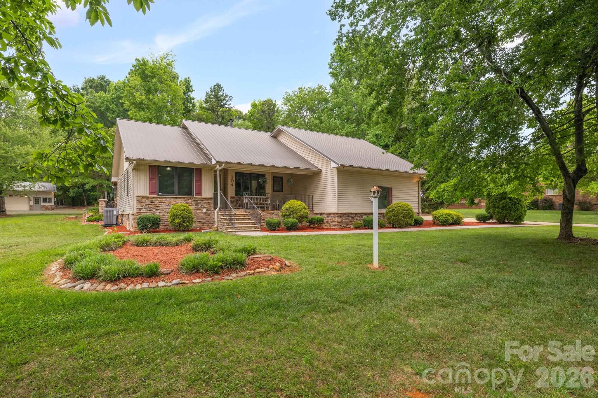 104 Willowbrook Drive, Thomasville, NC. property listing photo