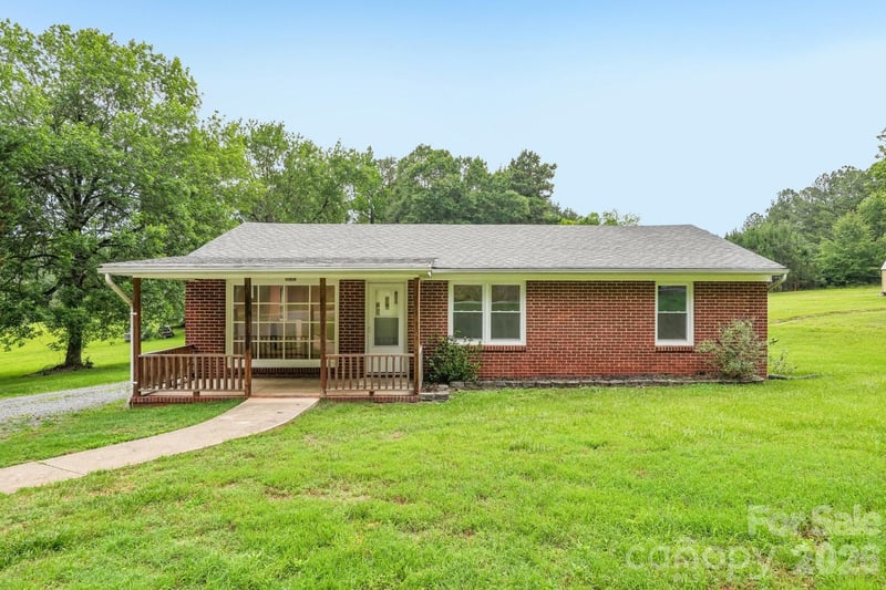 435 Parker, Norwood, NC - 2 beds, 1 bath, 1,083 sqft - $250,000