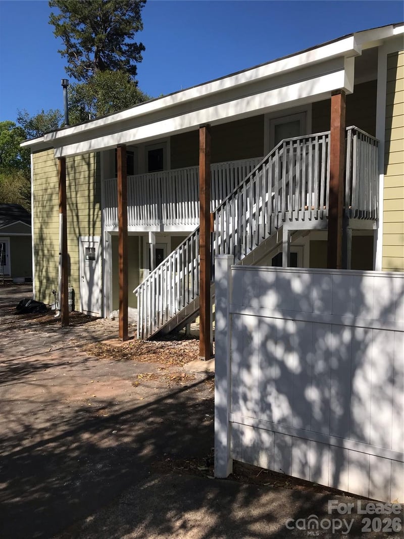 3805 Miriam Drive Apt 2, Charlotte, NC - 1 bath - $995