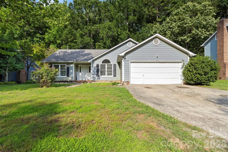 8704 Hornwood Court, Charlotte, NC - 3 beds, 2 baths, 1,641 sqft - $340,000