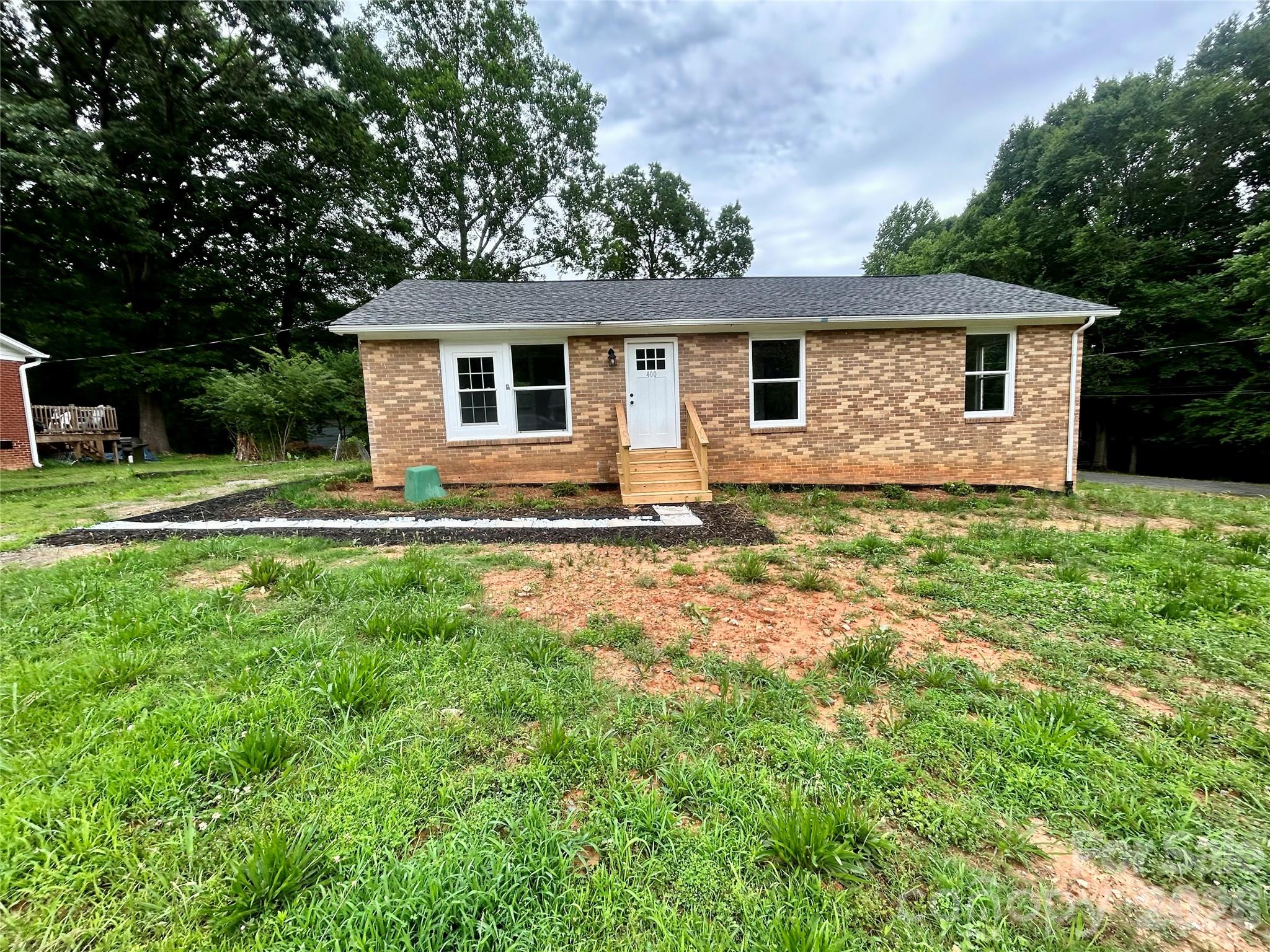 400 Ponderosa Road Apt 14, Stanley, NC — property listing photo