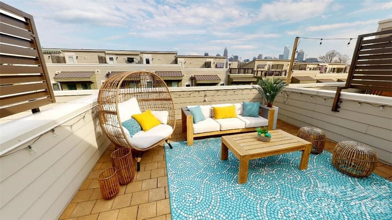244 Uptown West Drive, Charlotte, NC - 2 beds, 2.5 baths, 1,311 sqft - $2,389