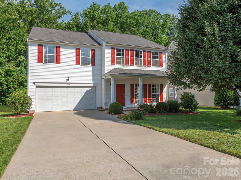 3926 Cameron Creek, Matthews, NC - 3 beds, 3 baths, 2,668 sqft - $499,000