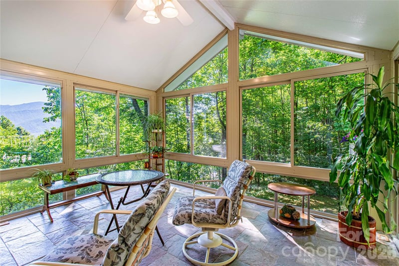 22 Great Aspen Way, Black Mountain, NC - 4 beds, 4 baths, 3,006 sqft - $750,000
