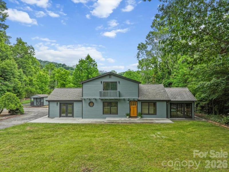 455 Rocky Springs Heights, Burnsville, NC - 3 beds, 2.5 baths, 2,153 sqft - $524,900