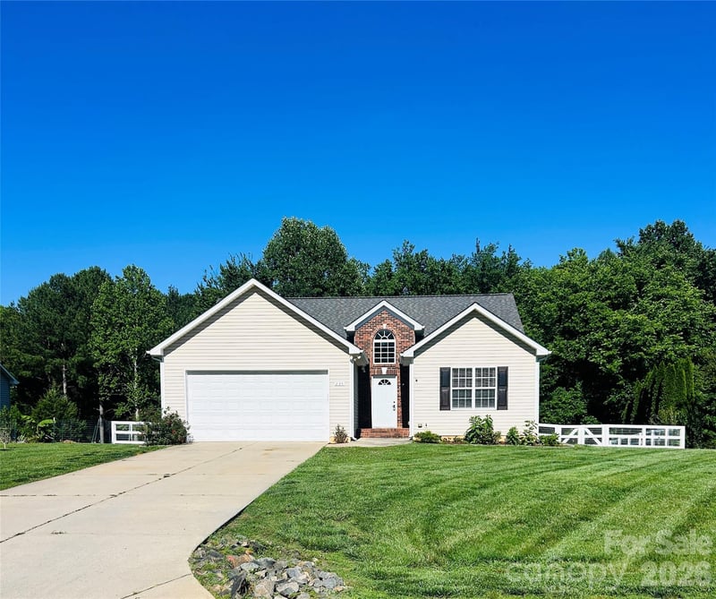235 Kendra Drive, Mooresville, NC - 3 beds, 2 baths, 1,609 sqft - $397,000