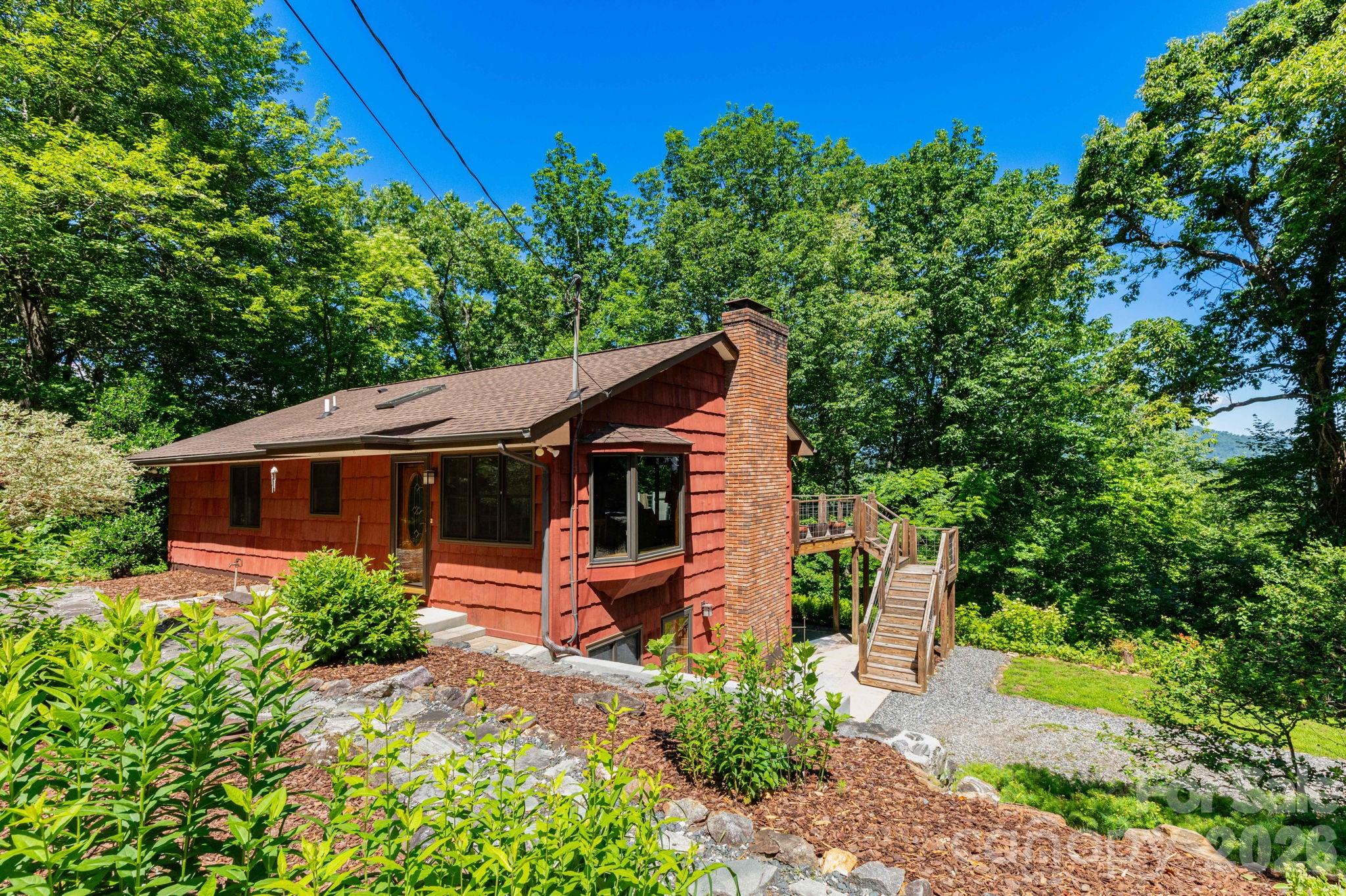 168 Blossom Ridge, Leicester, NC. property listing photo