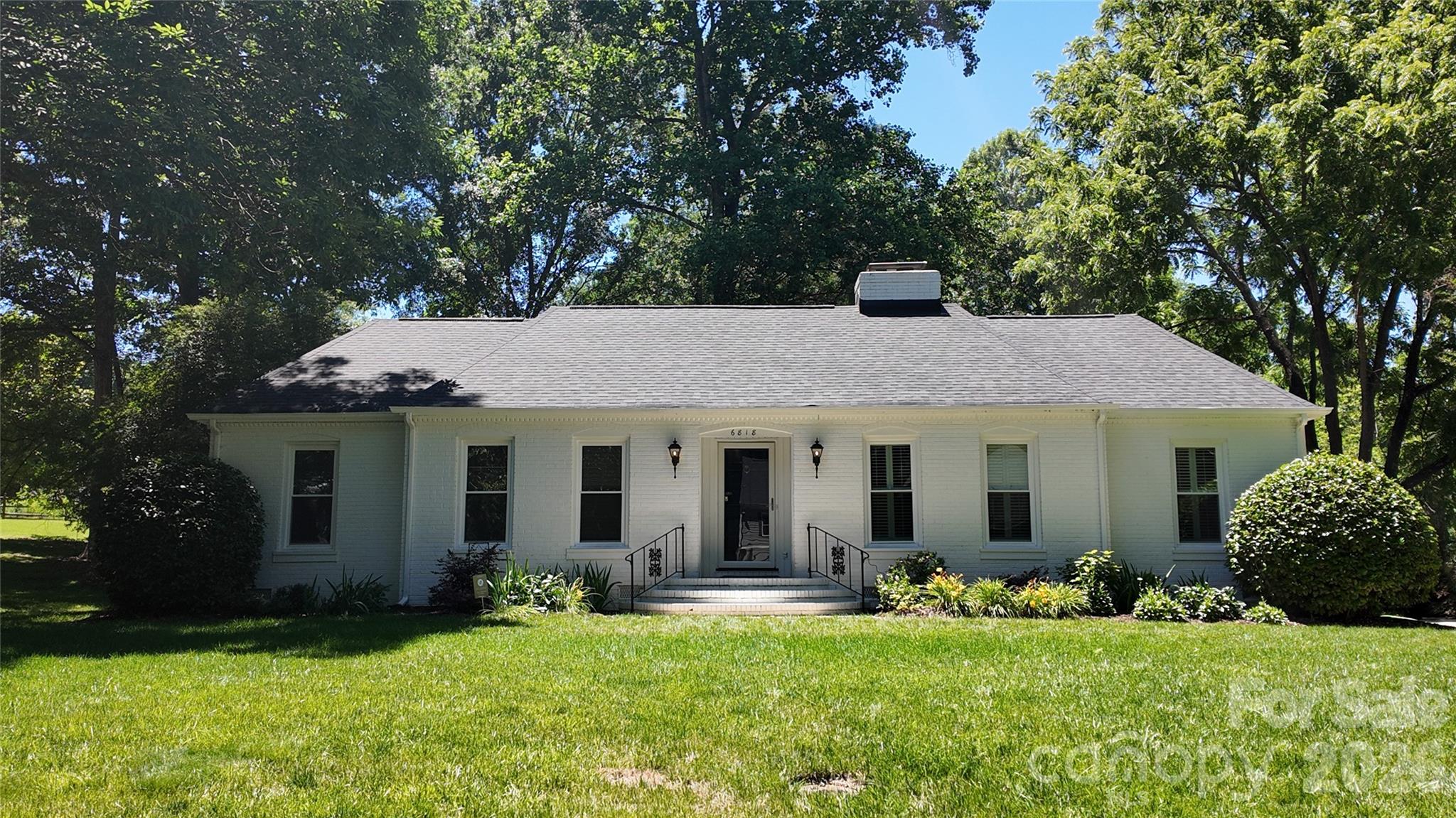 6818 Candlewyck Lane, Charlotte, NC. property listing photo