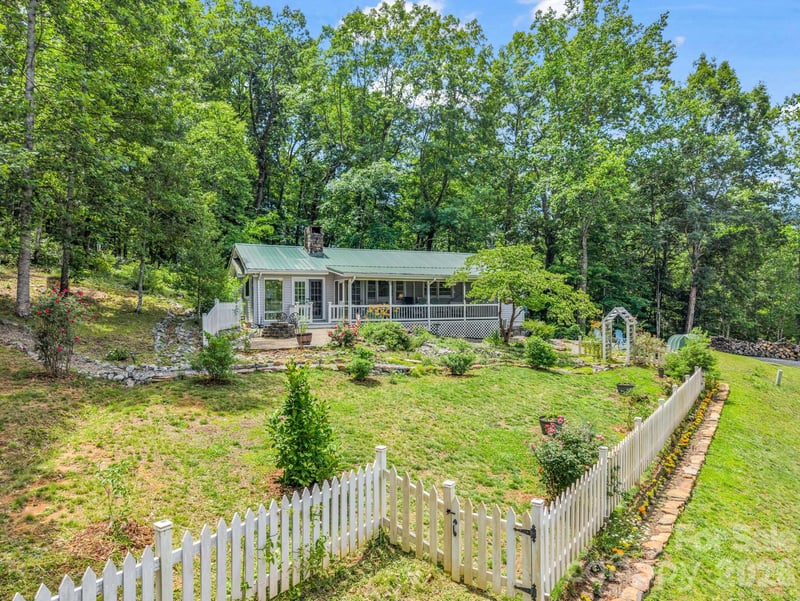 263 O Messersmith Road, Lake Lure, NC - 2 beds, 1.5 baths, 1,180 sqft - $379,900