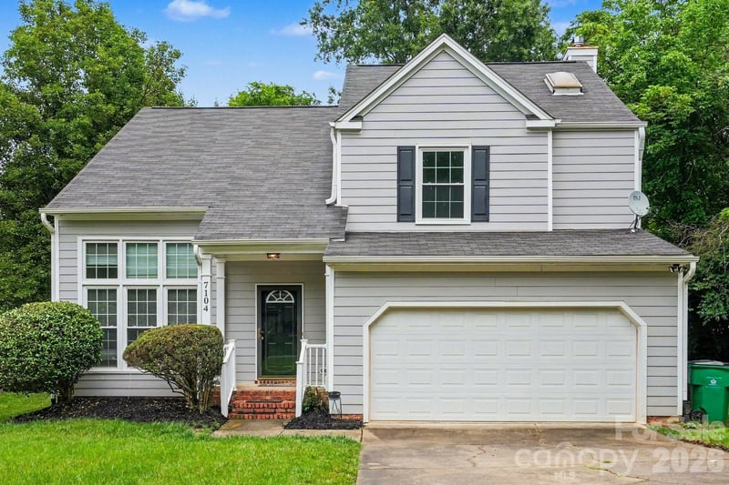 7104 Kinsmore Lane, Charlotte, NC - 4 beds, 2.5 baths, 2,148 sqft - $365,000