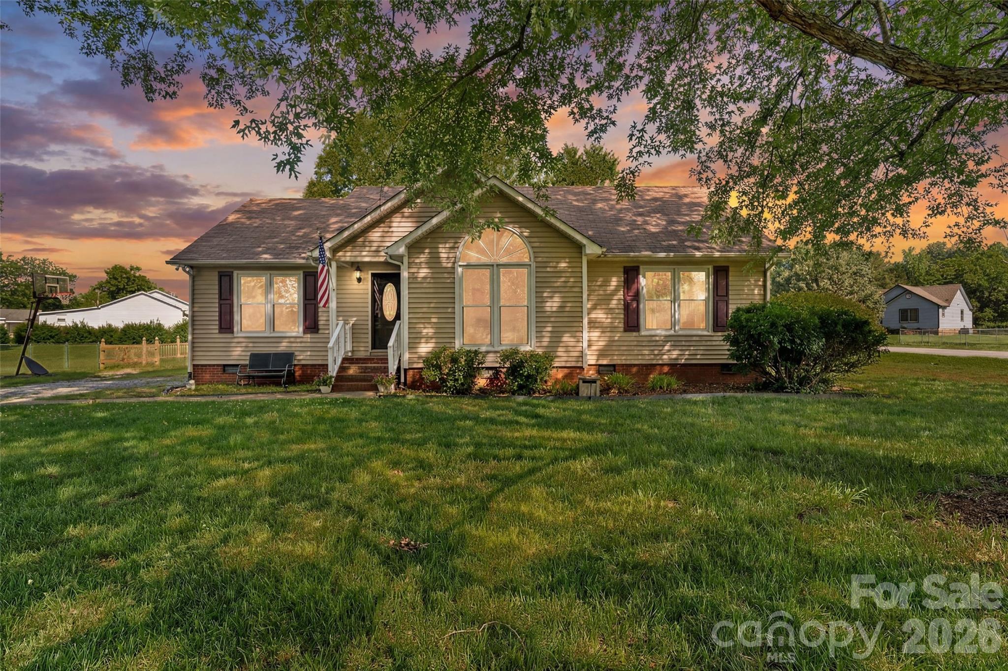 1009 Stevens, Monroe, NC — property listing photo 1