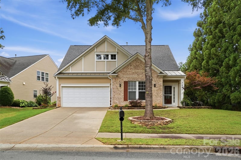3402 Darlington Road, Matthews, NC - 3 beds, 3 baths, 1,868 sqft - $548,900