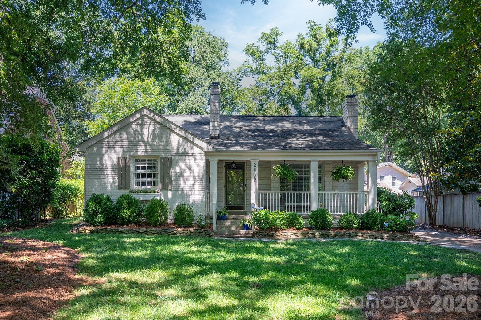2808 Windsor, Charlotte, NC — property listing photo 1