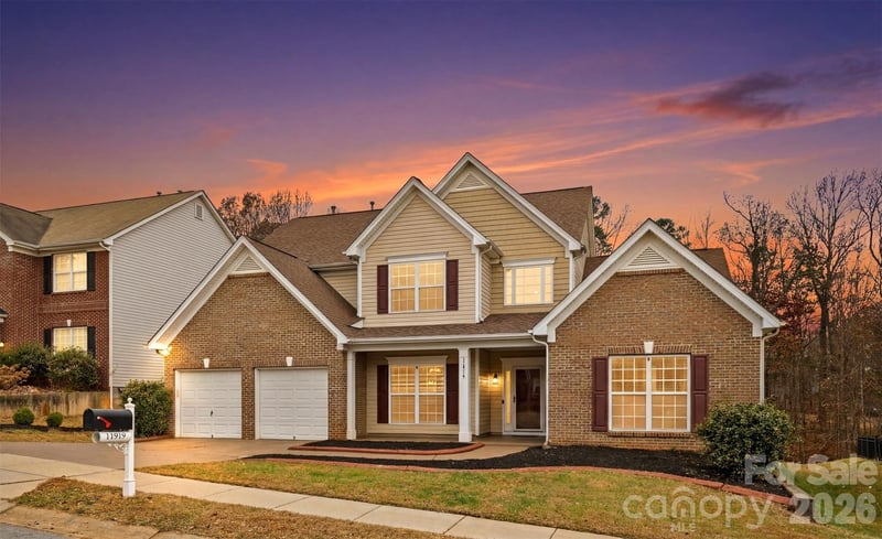 11919 Erwin Ridge Avenue, Charlotte, NC - 4 beds, 3.5 baths, 2,886 sqft - $475,000