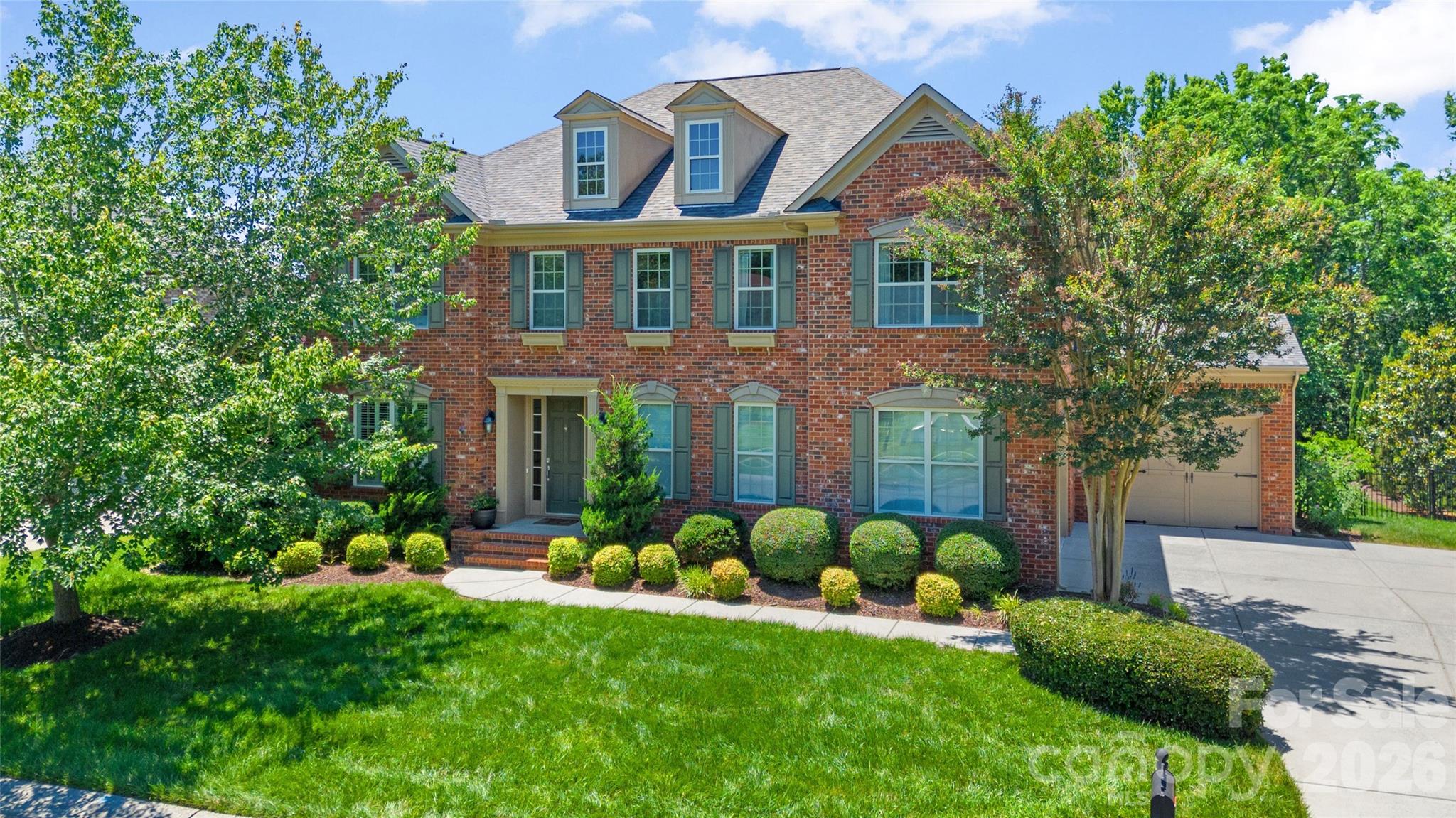 3207 Lakehurst, Matthews, NC — property listing photo 1