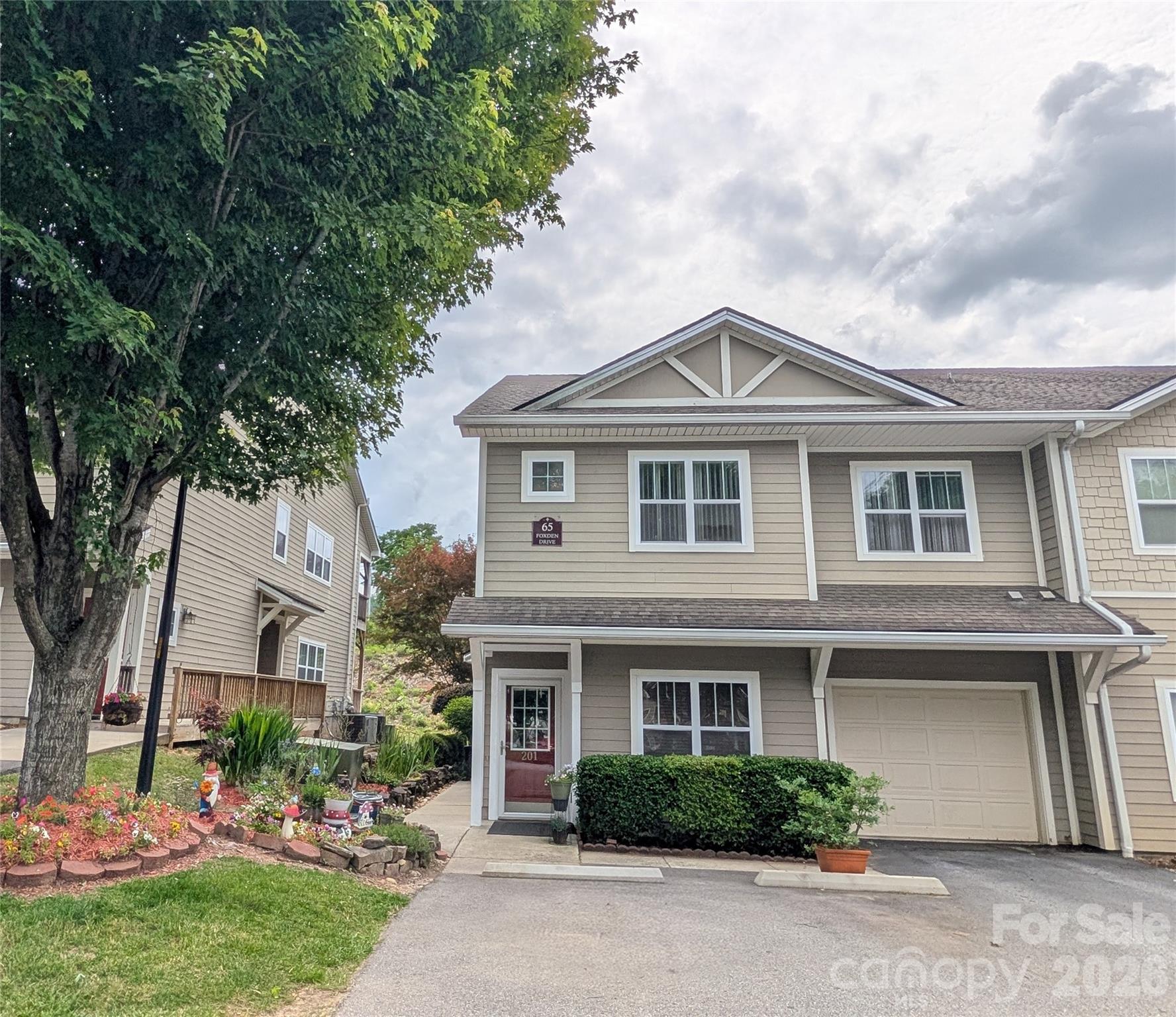 65 Foxden Drive Apt 201, Fletcher, NC — property listing photo