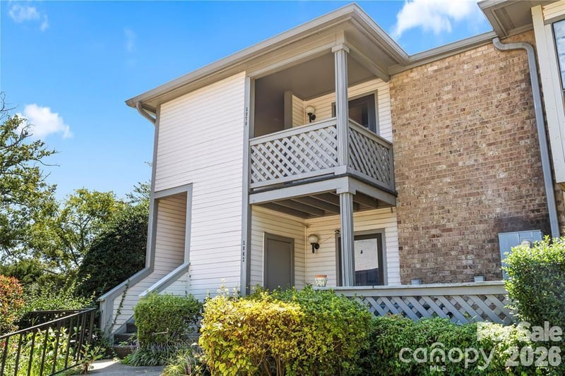 5870 Harris Grove Lane, Charlotte, NC - 2 beds, 2 baths, 1,154 sqft - $199,900