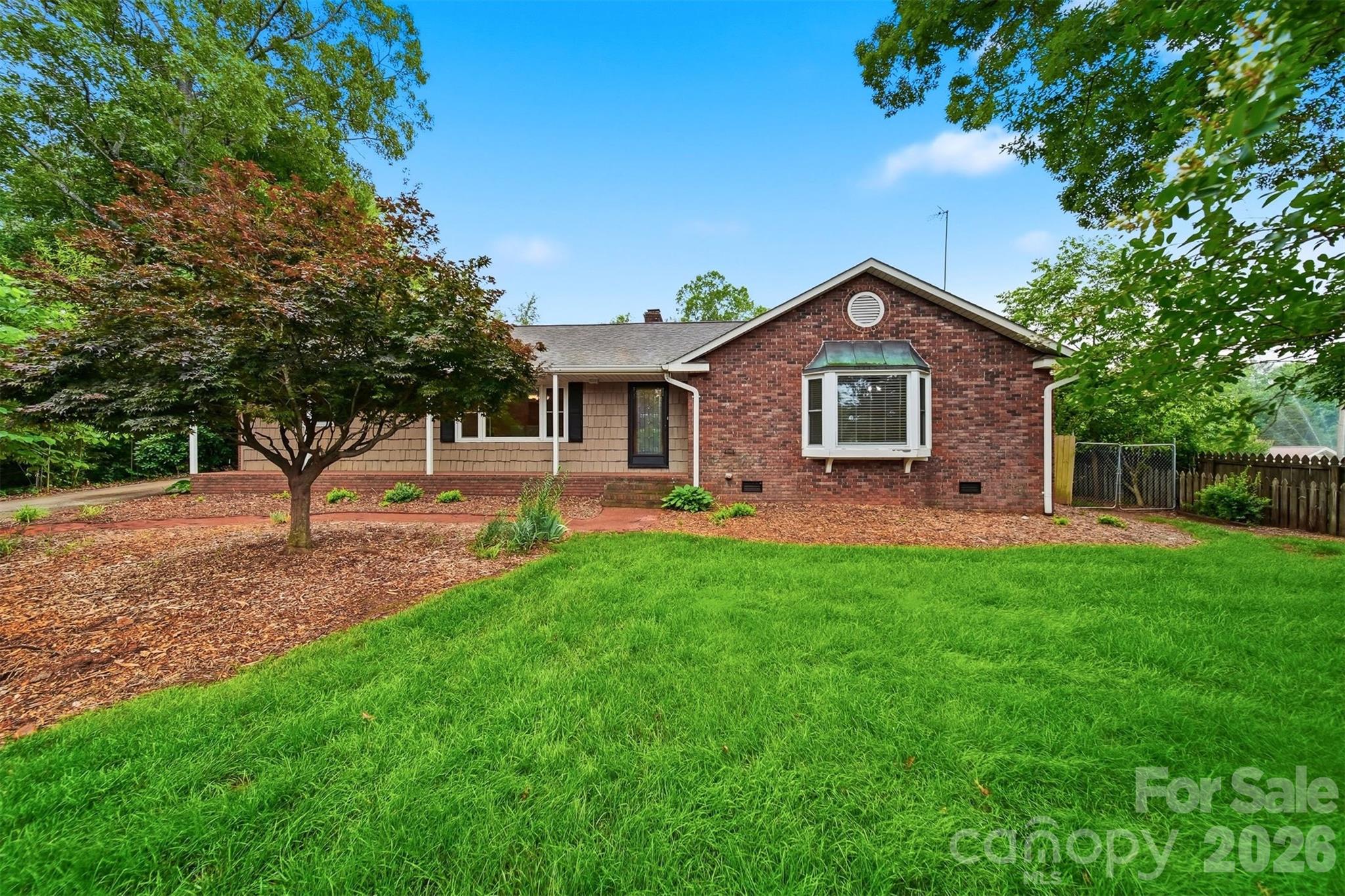 1085 19th Avenue Place NW, Hickory, NC. property listing photo