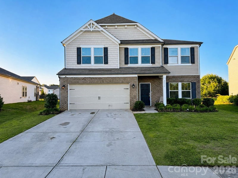 4314 Collingham Drive, Charlotte, NC - 4 beds, 2.5 baths, 2,557 sqft - $499,000