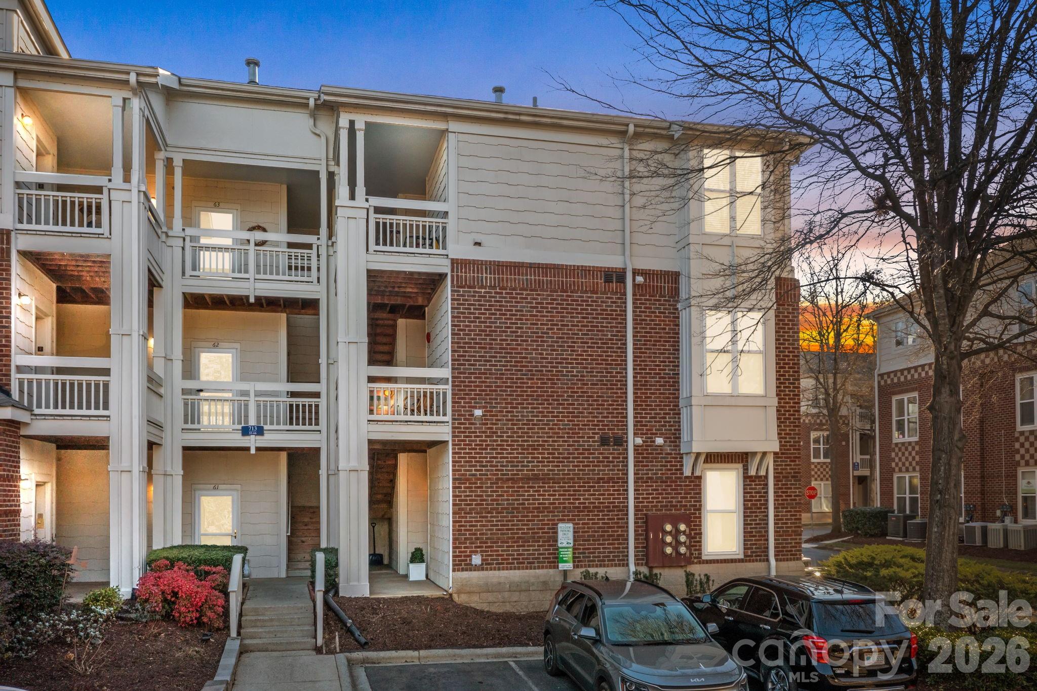 713 Northeast, Davidson, NC — property listing photo 1