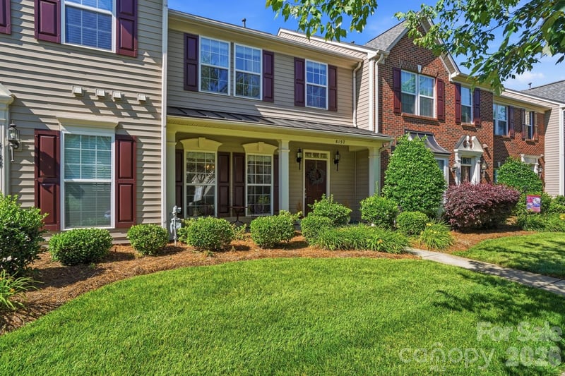 8157 Bridgegate Drive, Huntersville, NC - 3 beds, 2.5 baths, 1,805 sqft - $339,900