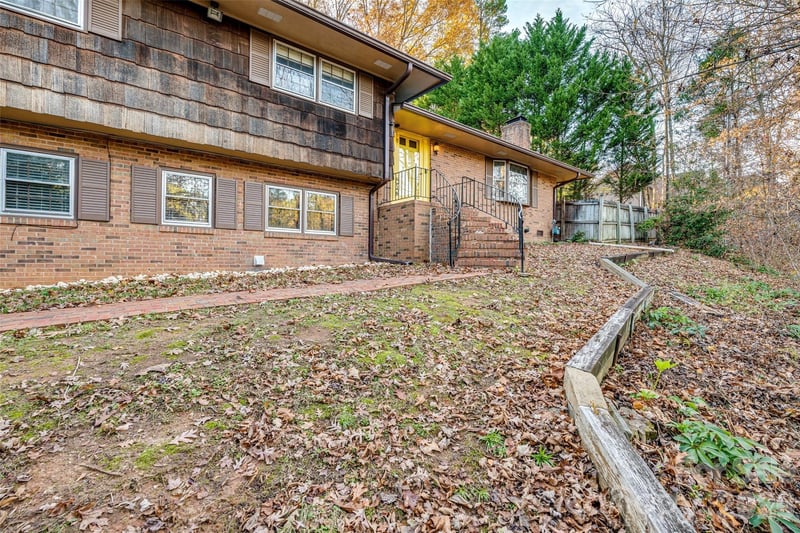 473 Woodend, Concord, NC - 3 beds, 3 baths, 2,400 sqft - $469,447