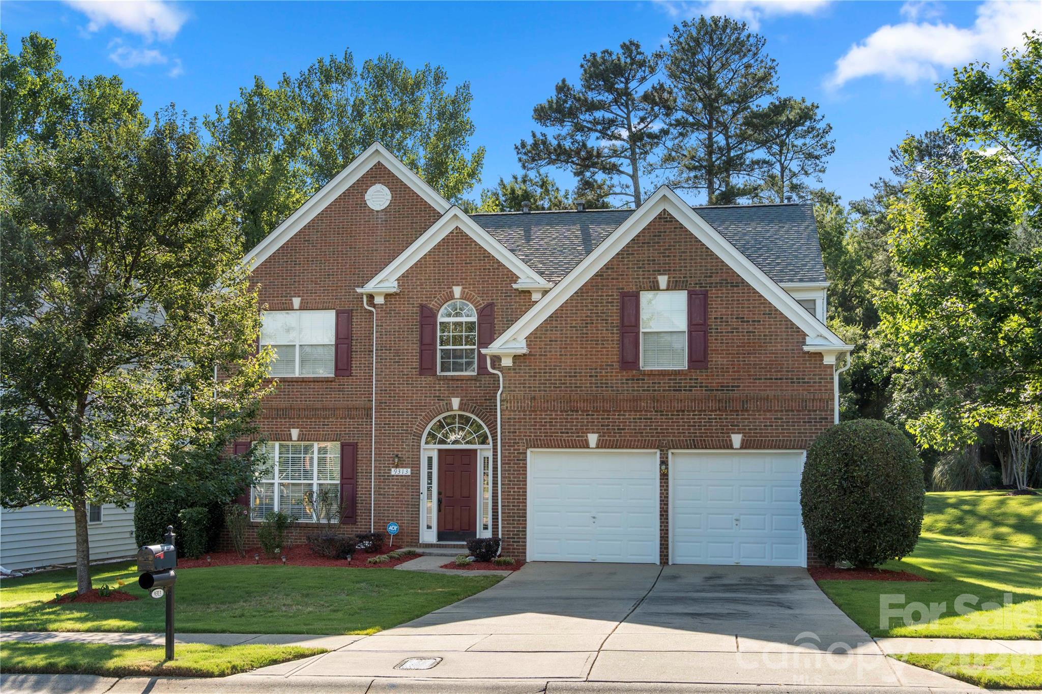 9313 Linden Tree, Charlotte, NC — property listing photo 1