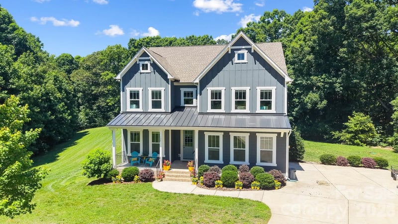 124 Lorenzo Lane, Mooresville, NC - 3 beds, 3 baths, 2,832 sqft - $900,000