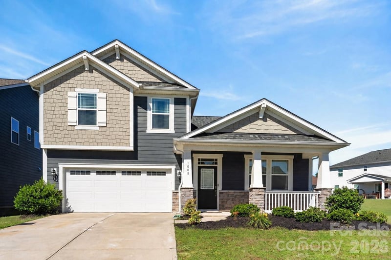 1008 Dania Road, Indian Trail, NC - 4 beds, 3.5 baths, 2,938 sqft - $548,000