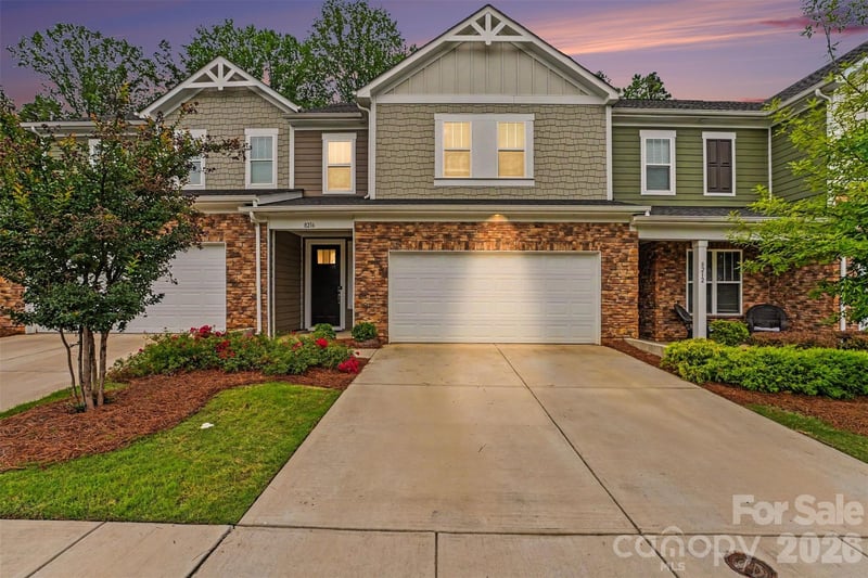 8216 Merryvale Lane, Charlotte, NC - 3 beds, 2.5 baths, 1,953 sqft - $390,000