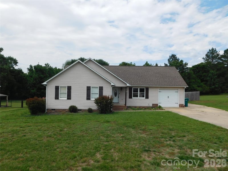 2707 Plantation Way Apt 8, Albemarle, NC - 3 beds, 2 baths, 1,342 sqft - $265,000