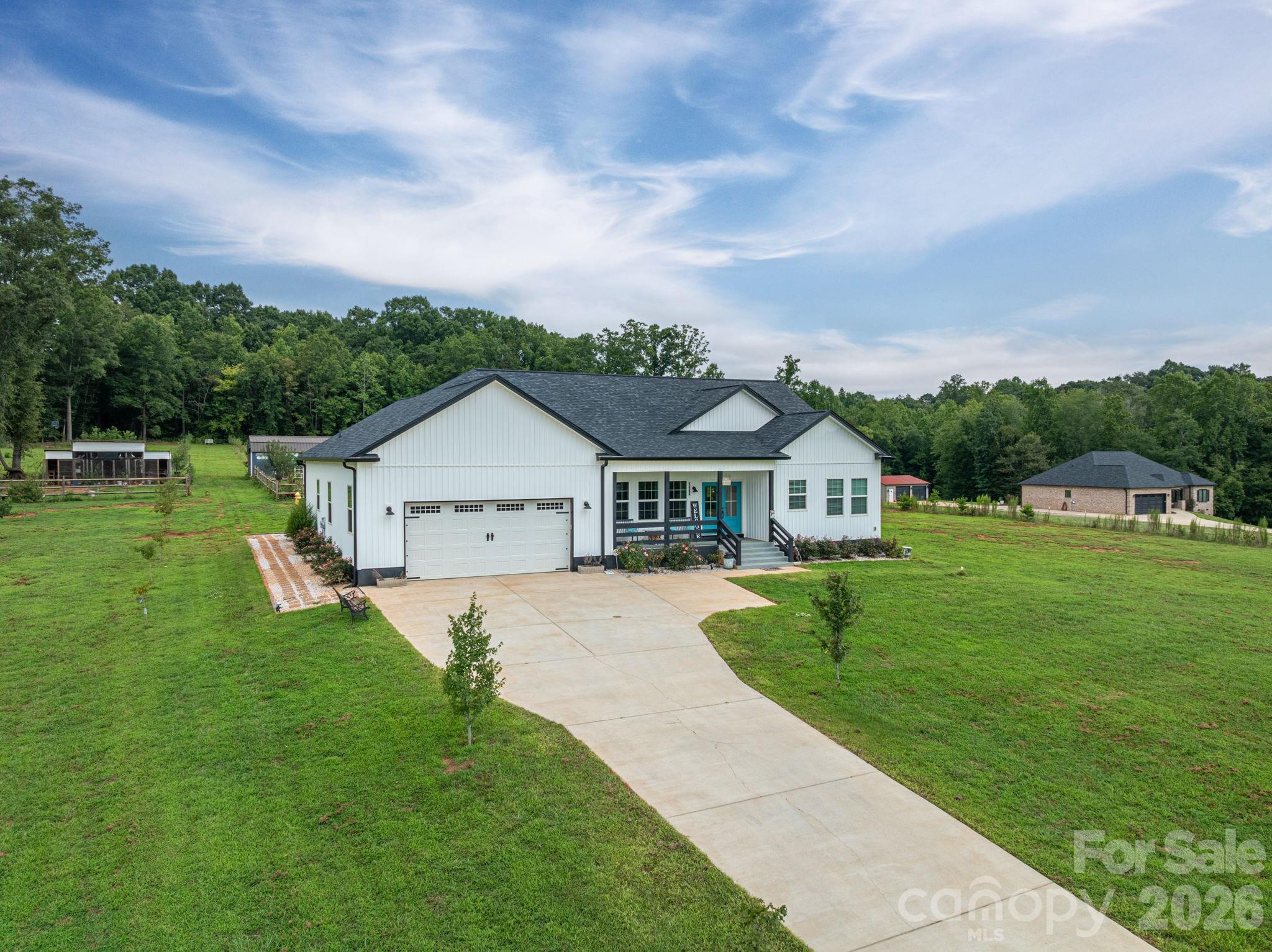1484 Null Road, Lincolnton, NC — property listing photo