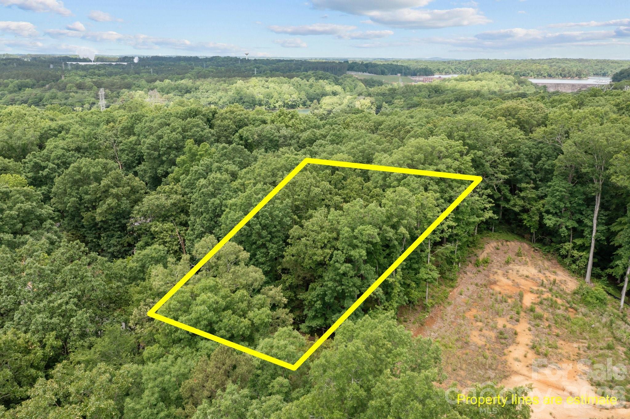 1607 Hart Road, Charlotte, NC. property listing photo