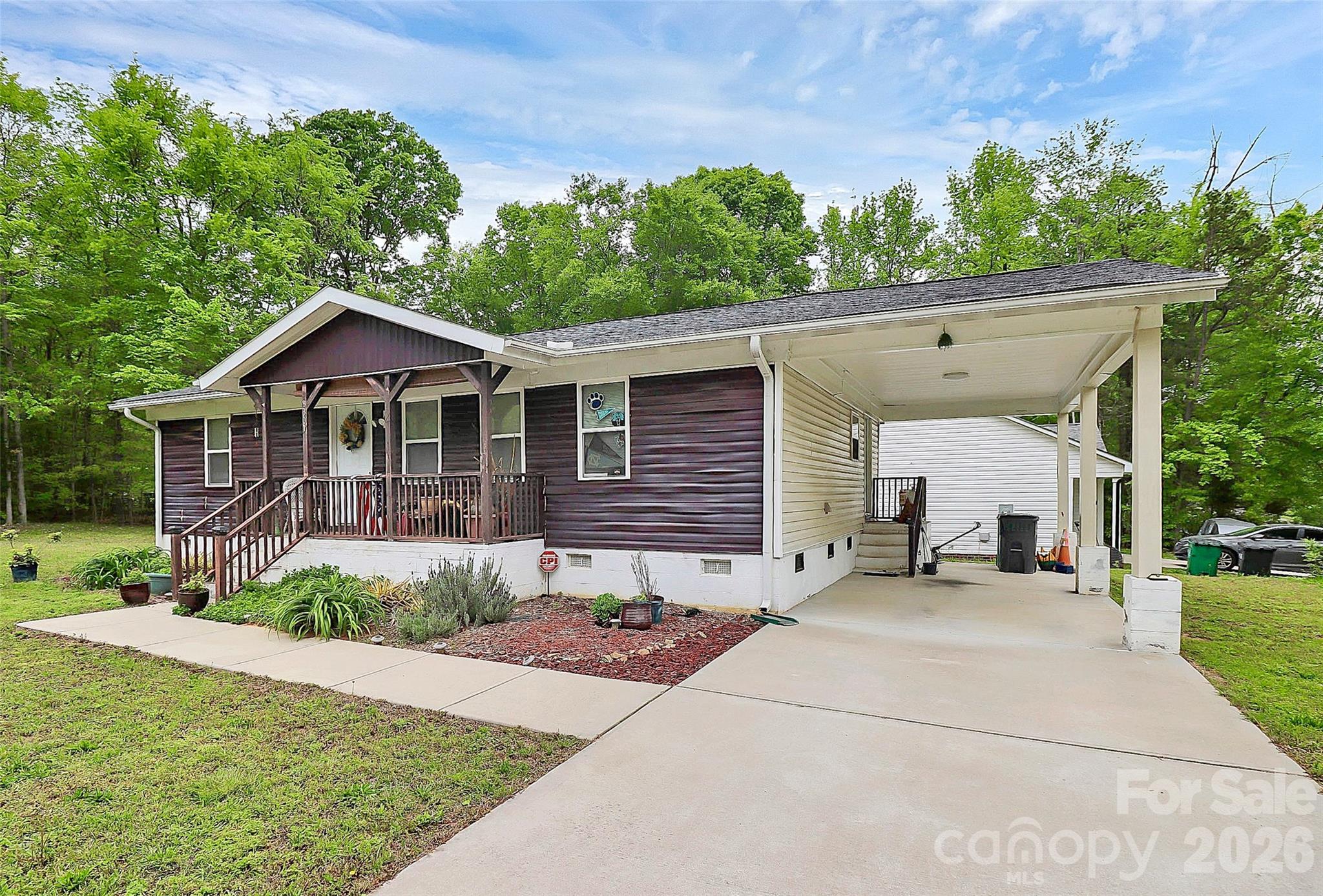 8301 Washington, Charlotte, NC — property listing photo 1
