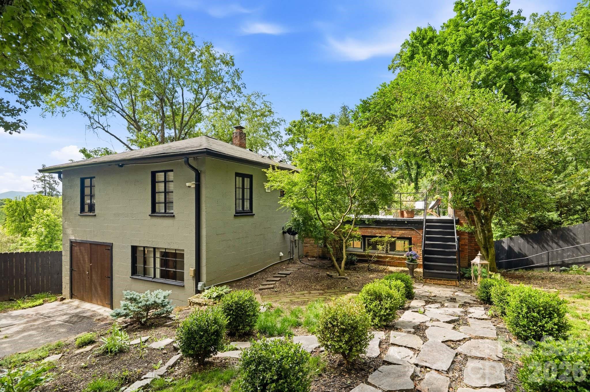 38 Aurora Drive, Asheville, NC. property listing photo