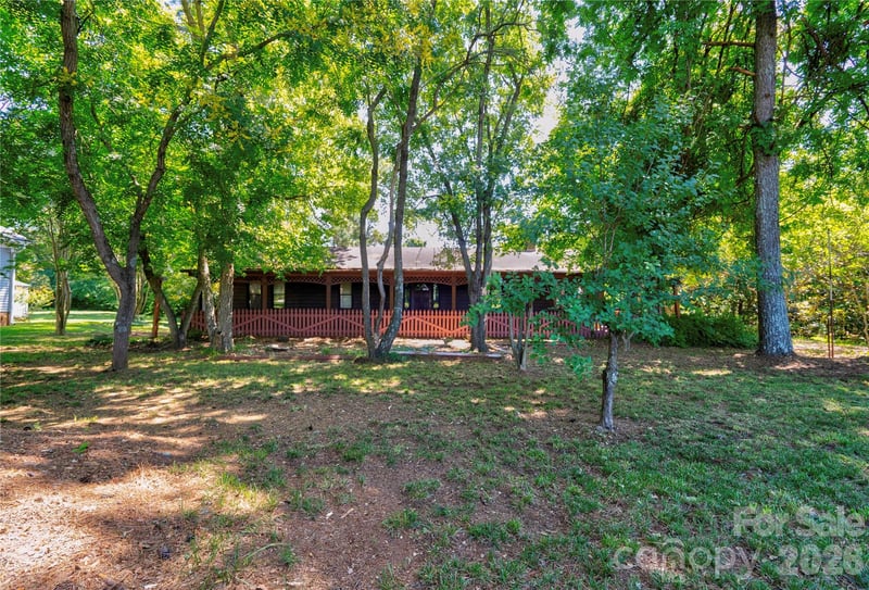 1419 Melrose Drive, Shelby, NC - 2 beds, 2 baths, 1,456 sqft - $183,000