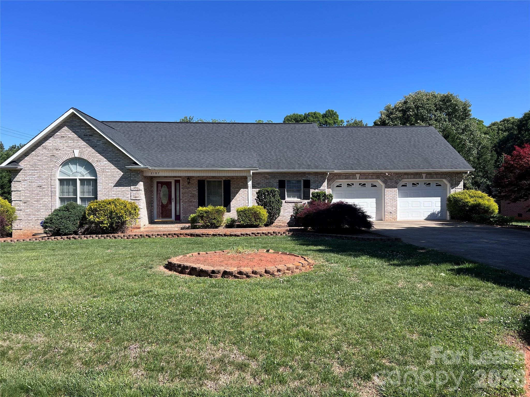2187 Silver Fox Trail, Hickory, NC. property listing photo