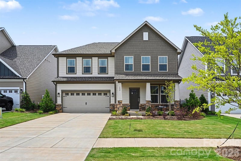 642 Amberjack Place, York, SC - 4 beds, 3 baths, 2,581 sqft - $449,499