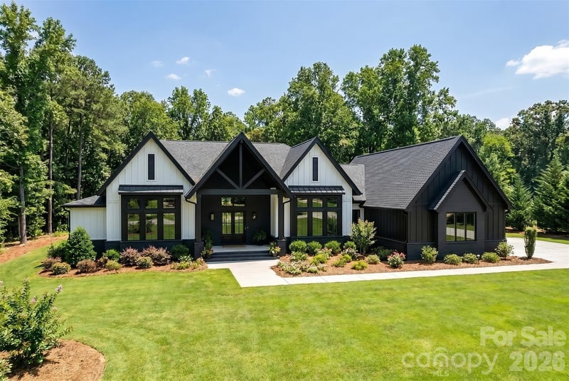 2199 Holbrook Road, Fort Mill, SC - 4 beds, 5 baths, 4,790 sqft - $1,998,000